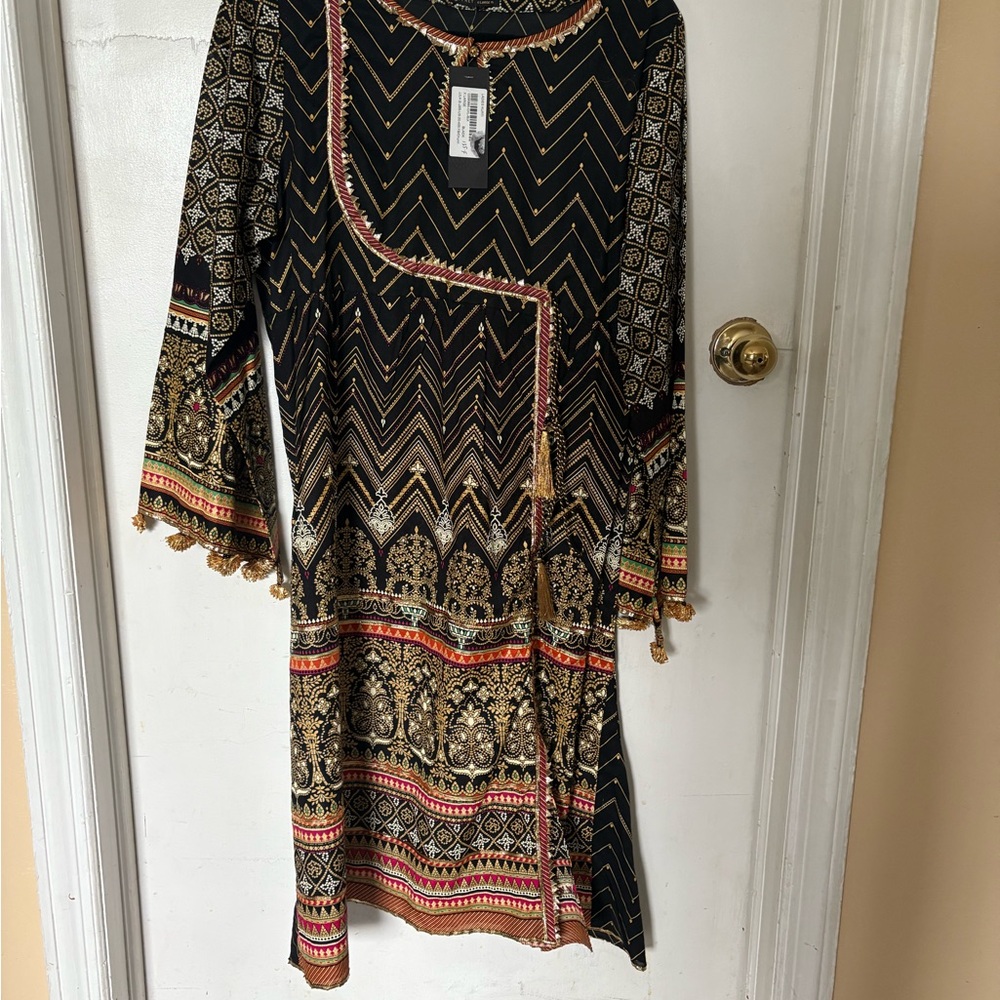 Elegant Black and Gold Women's Dress
